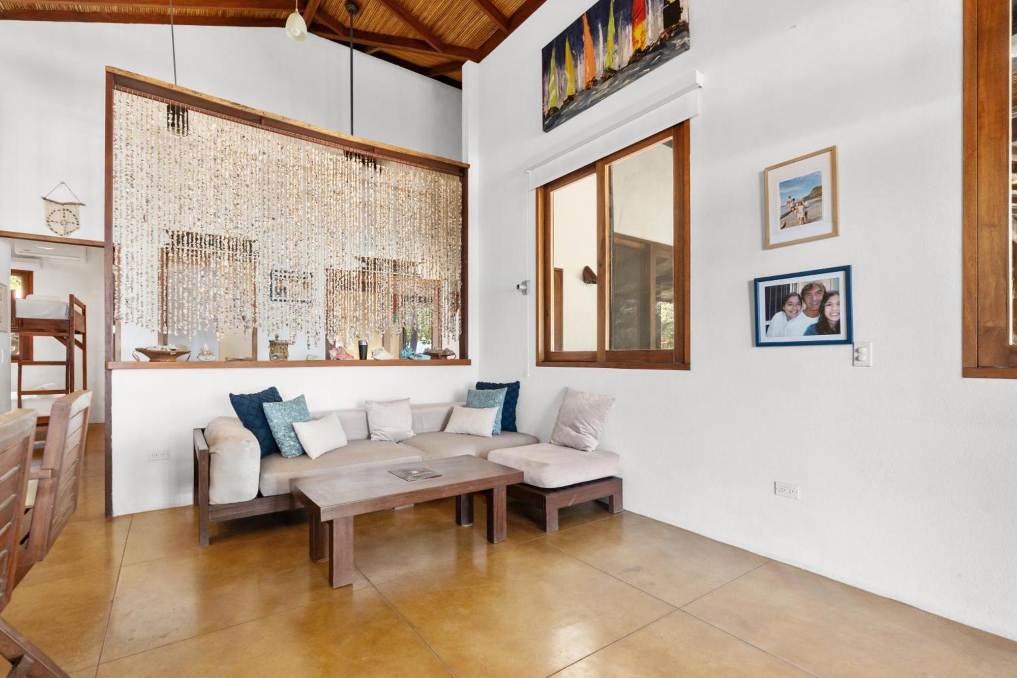 Villa Casa Yosi, Front Piece Of Heaven